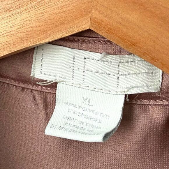 Vintage Life Elegant Old Rose Pink Front Button Crop Blouse in Size XL - Picture 6 of 6